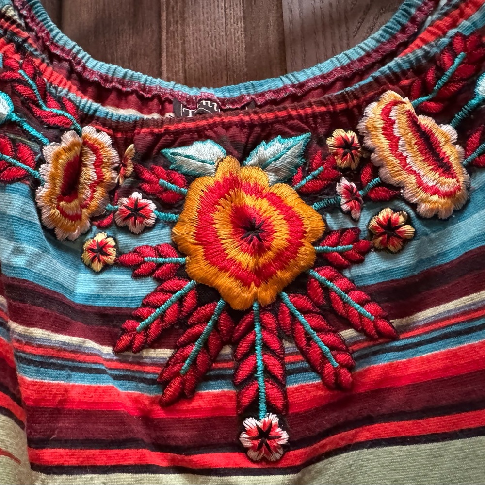 Southwest style colorful full length dress by Tunique. Cute with cowboy boots. - Picture 4 of 5